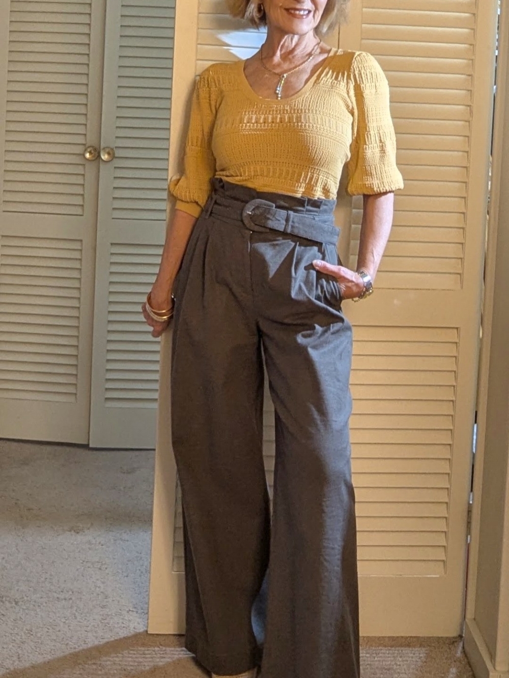 High-Waist Wide-Leg Paperbag Pants in Grayish Olive